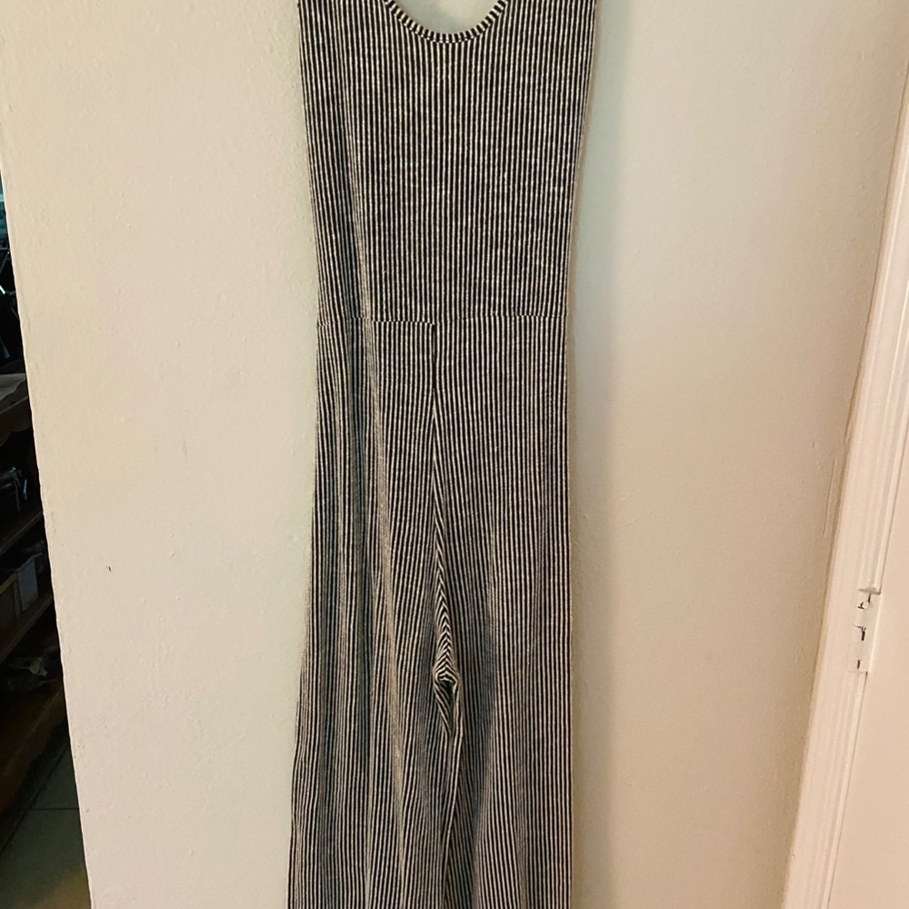 Caution to the wind jumpsuit - Picture 5 of 5